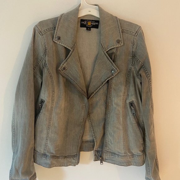 Lucky brand denim jacket - Picture 1 of 3